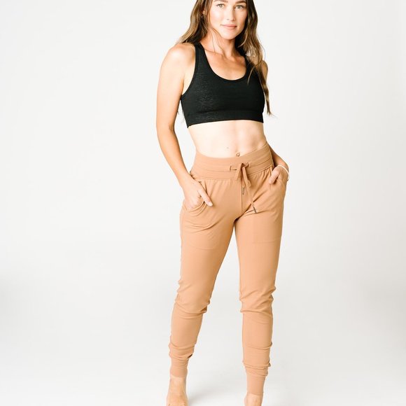 Camel Ascend Joggers - Picture 4 of 6